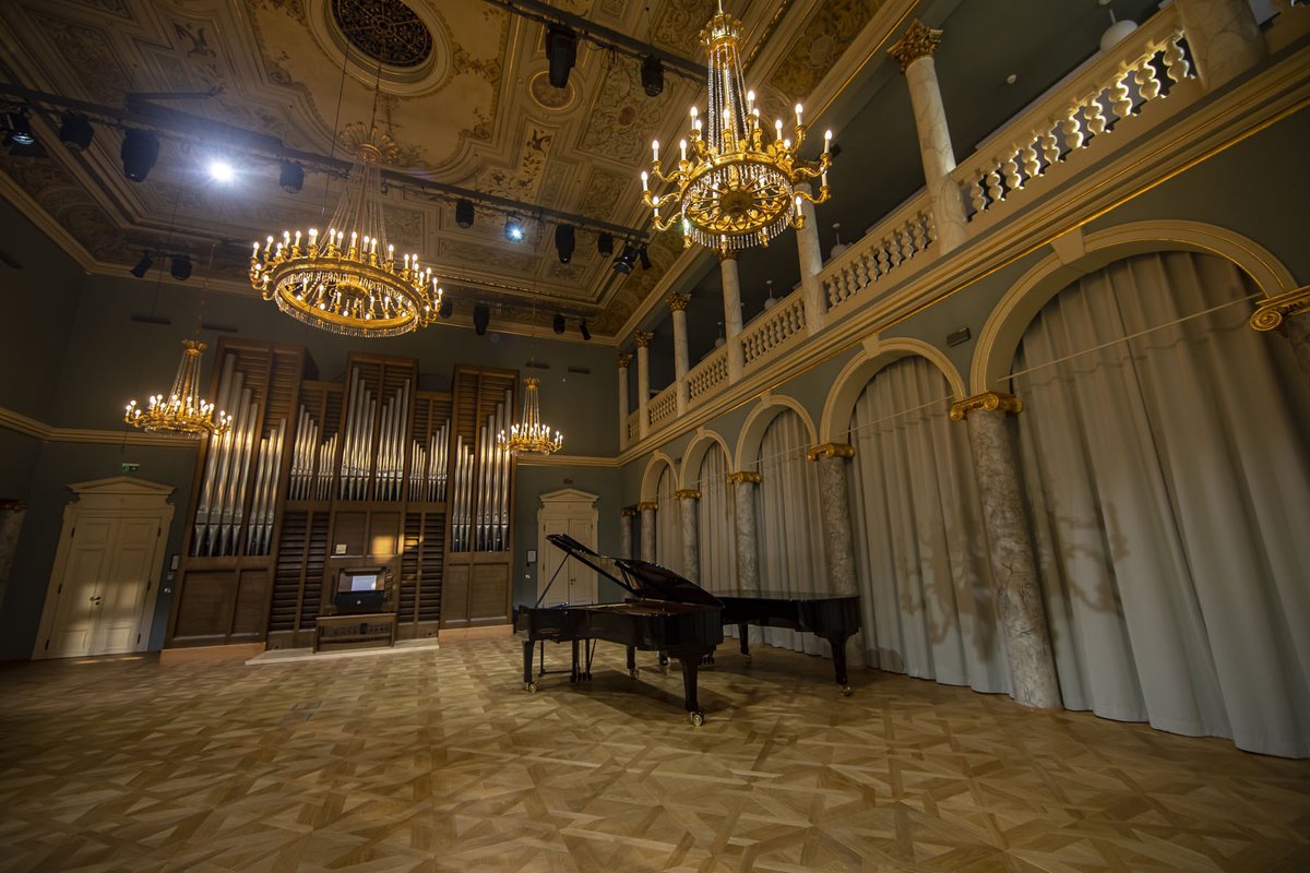 Robelighting's tweet photo. Ljubljana University’s Academy of Music faculty has consolidated itself in one ‘new’ central location with a new lighting rig including @Robelighting #T1profile, #LEDBeam350, #T11profile &amp; #ParFect150 luminaires, all delivered by Ljubljana-based MK Light Sound. https://t.co/hoRSElEDCK