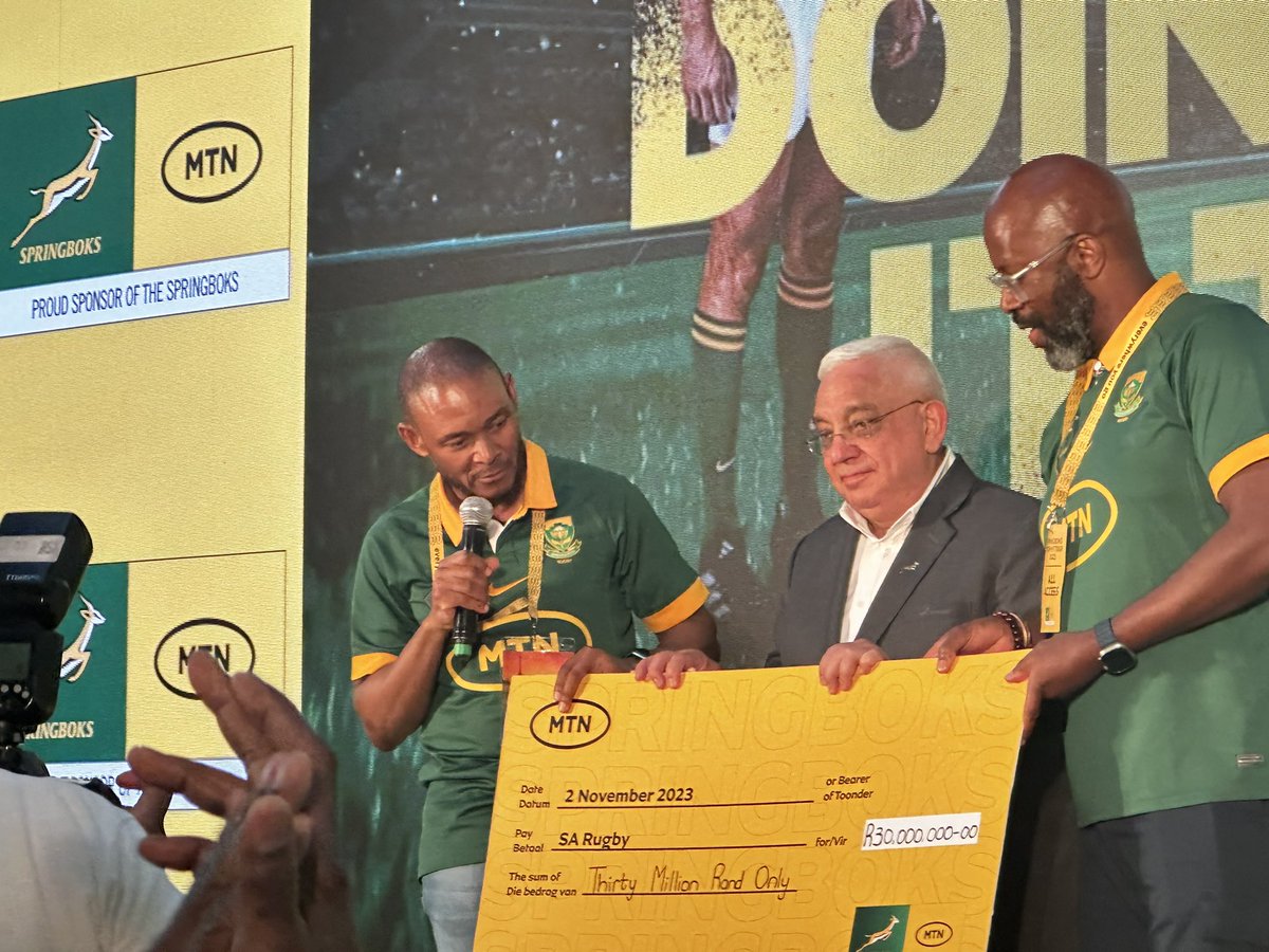 #MTNDoingWhatItTakes : MTN just gifted the SA Rugby an additional 30 MILLION RANDS 😭💛

#OneTeam6MillionVoices