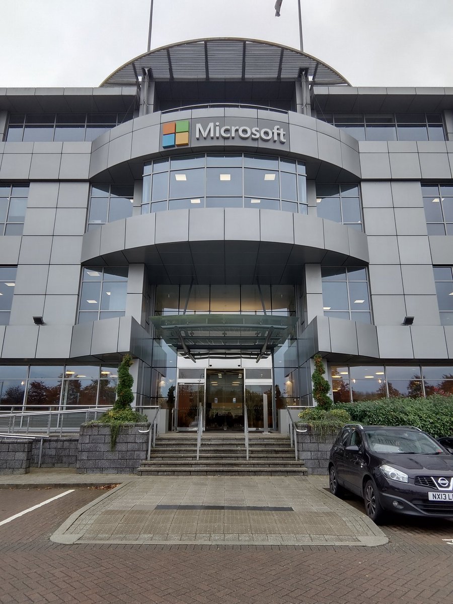 KoprowskiT's tweet photo. Not too many changes here, but less buildings (not five anymore)
cc @msdevUK #MicrosoftUK #HQ https://t.co/vS7iTtH8mL