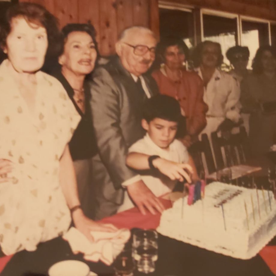 fedefrigerio's tweet photo. ¡Feliz cumpleaños abuelo! 
Gracias por el tiempo que invertiste en mi formación intelectual, ética, moral y espiritual. Se te extraña mucho. https://t.co/T2IK6LlI3N