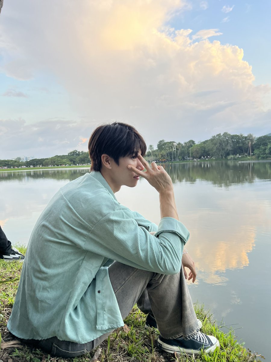 jjaypf's tweet photo. ขอบคุณทุกคนที่เป็นกำลังใจและซับพอร์ตผมมาตลอดนะครับจนมาถึงวันที่ผมได้รับบทแรกในซีรี่ย์เรื่องนี้ ดีใจที่มีทุกคนนะครับ🥰
#เพื่อนตายDFF https://t.co/MHdJ7xoIHL