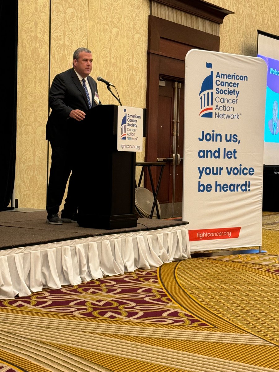 Thank you Secretary of State <a href="/GreggAmore1/">Gregg Amore</a> for helping kick off the 10th Annual <a href="/ACSCANRI/">ACS CAN Rhode Island</a> #RIResearchBreakfast