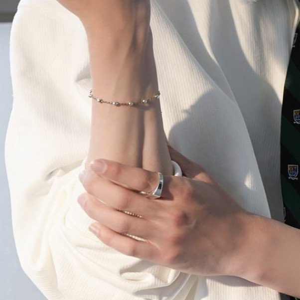 s_springbreeze's tweet photo. 아니 잠깐만.... 팔이.. 팔이 어떻게 이래요,,🫨🫠 https://t.co/Ir3c6sXWsP