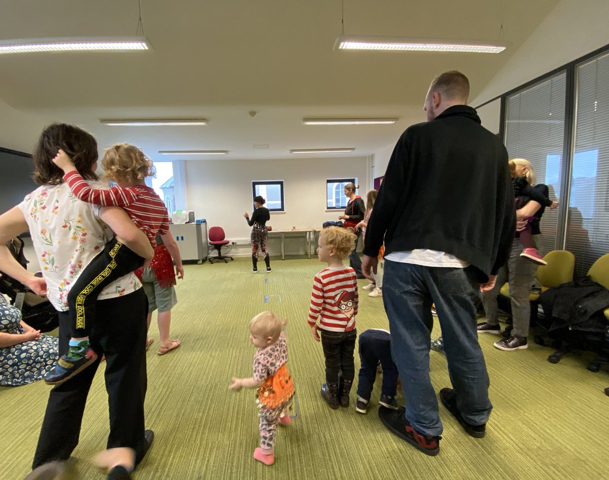 RiscaLibrary's tweet photo. Dawns bol
Adrodd stori 

Darganfod #ZenFest 

10:00-15:00 &amp; 19:00 - 21:00 

Belly dancing 
Storytelling

Discover #Zenfest https://t.co/b3Z19ZwCsL