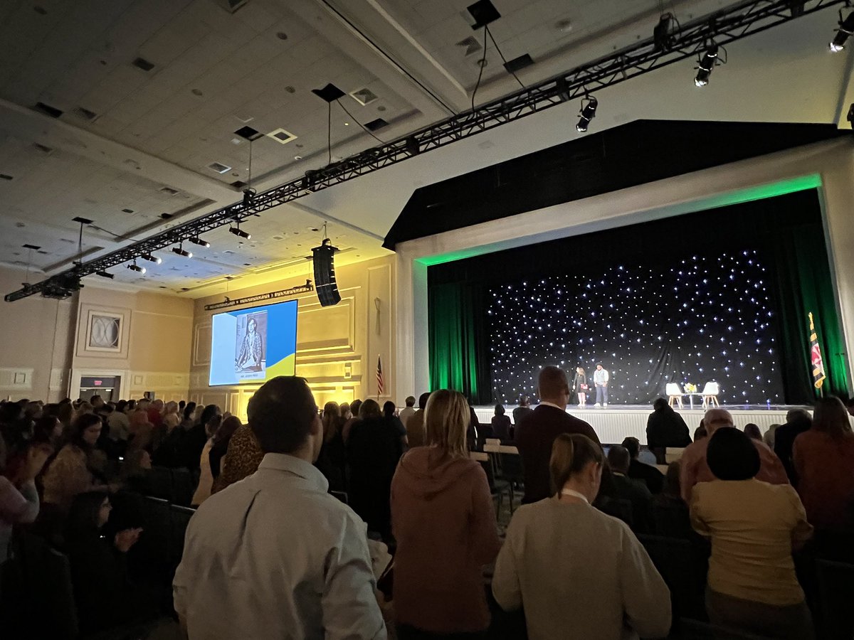 DrKenPiascik's tweet image. So proud of my friend and mentor, @ProfJPizzo who was just honored, with a standing ovation, at @AMLE 50 conference in National Harbor. Congrats dude!!! @BlackRiverMS @WeAreChesterNJ @anniecp