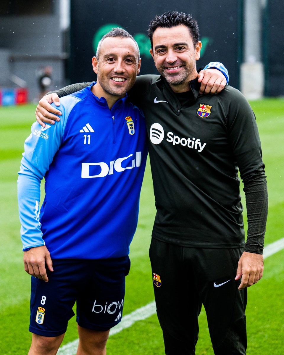 Xavi 🤝 Cazorla

Leyendas del fútbol ❤️