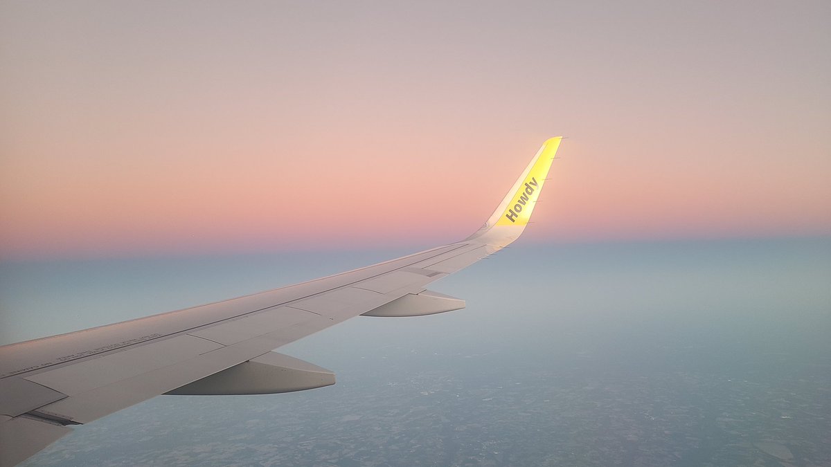 ruthkalinka's tweet image. Howdy from Orlando, en route to @WordCampCR! My first plane was very #WordPress and very @photomatt. 😁

Hola! Nos vemos pronto! 🥰💃

#WCSJ2023