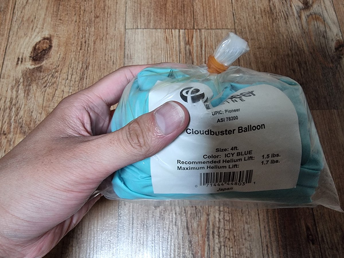 BalloonGuyKorea's tweet photo. 한국에서 3피트 풍선을 들어보셨다면 이보다 더 큰 클라우드버스터 풍선을 소개합니다. 크기는 4피트, 5.5피트, 8피트가 있으며 국내에 없는 물건이라 해외직구로 구매가능합니다.
Pioneer Line(Qualatex) 4ft Icy Blue Chloroprene CloudBuster Balloon
#qualatex #balloon #cloudbuster #latex https://t.co/jCjre9htvY