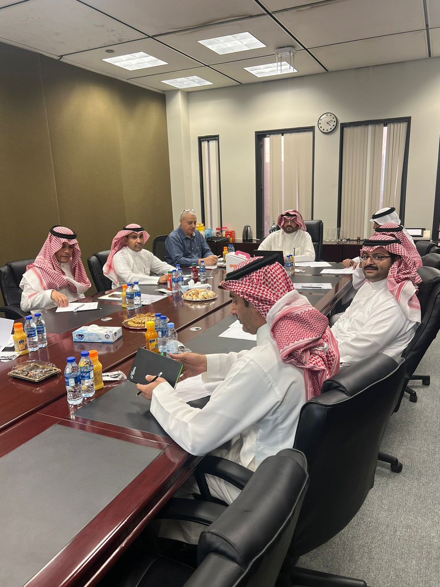 KsuSoil's tweet photo. ضمن خطة #قسم_علوم_التربة للاعتماد الاكاديمي لبرامجه، تم في هذا ال��وم الاجتماع الاول للجنة الاستشارية والتي يشارك في عضويتها كوكبة من مختلف الجهات الحكومية والخاصة. https://t.co/hGUh13iWXn