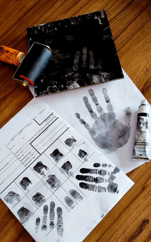 forensicUMU's tweet photo. "Tracing the lines of identity: The remarkable journey of fingerprint development".
Unveiling the unique story etched on each fingertip - a testament to the beauty of human individuality and forensic marvels.
#FingerprintEvolution #UniqueIdentity
#forensicscience https://t.co/6kLj4ehKTb