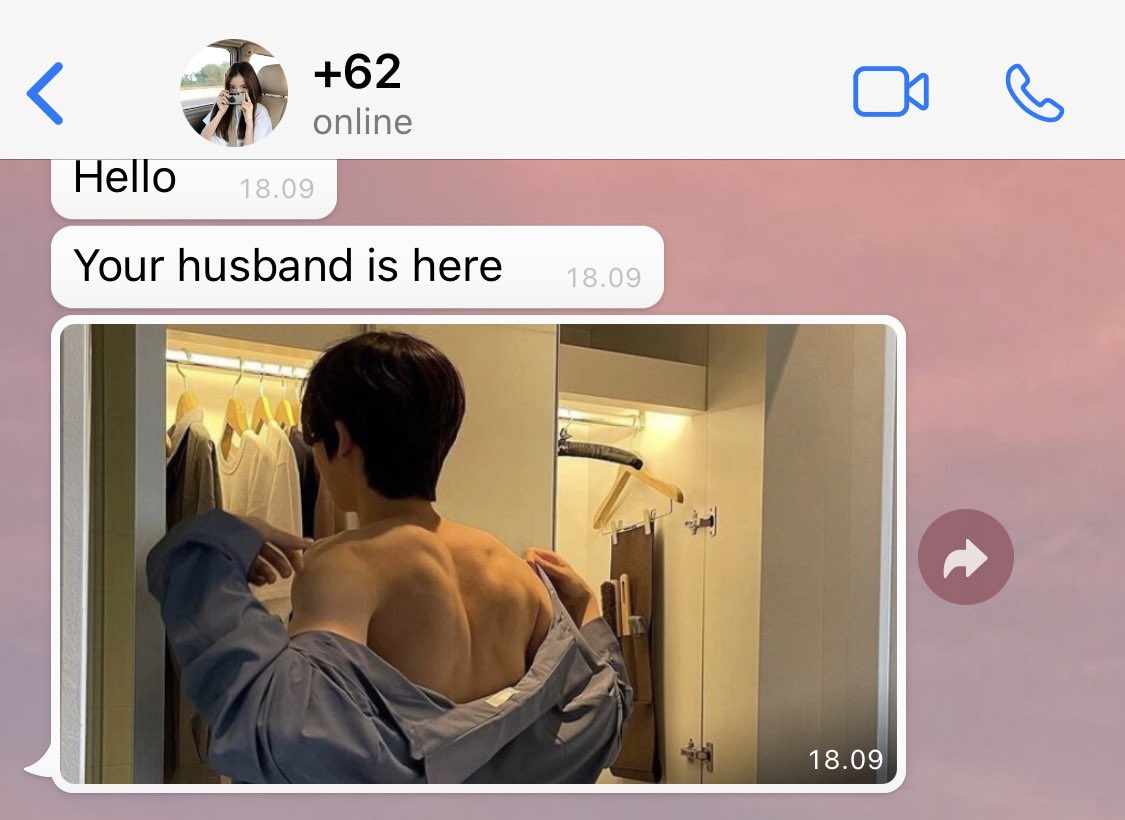 awnyaii's tweet photo. Jjh few  tweets au

Cw // kissing 🔞
— sorry that i love you https://t.co/aXMzOt6j6v