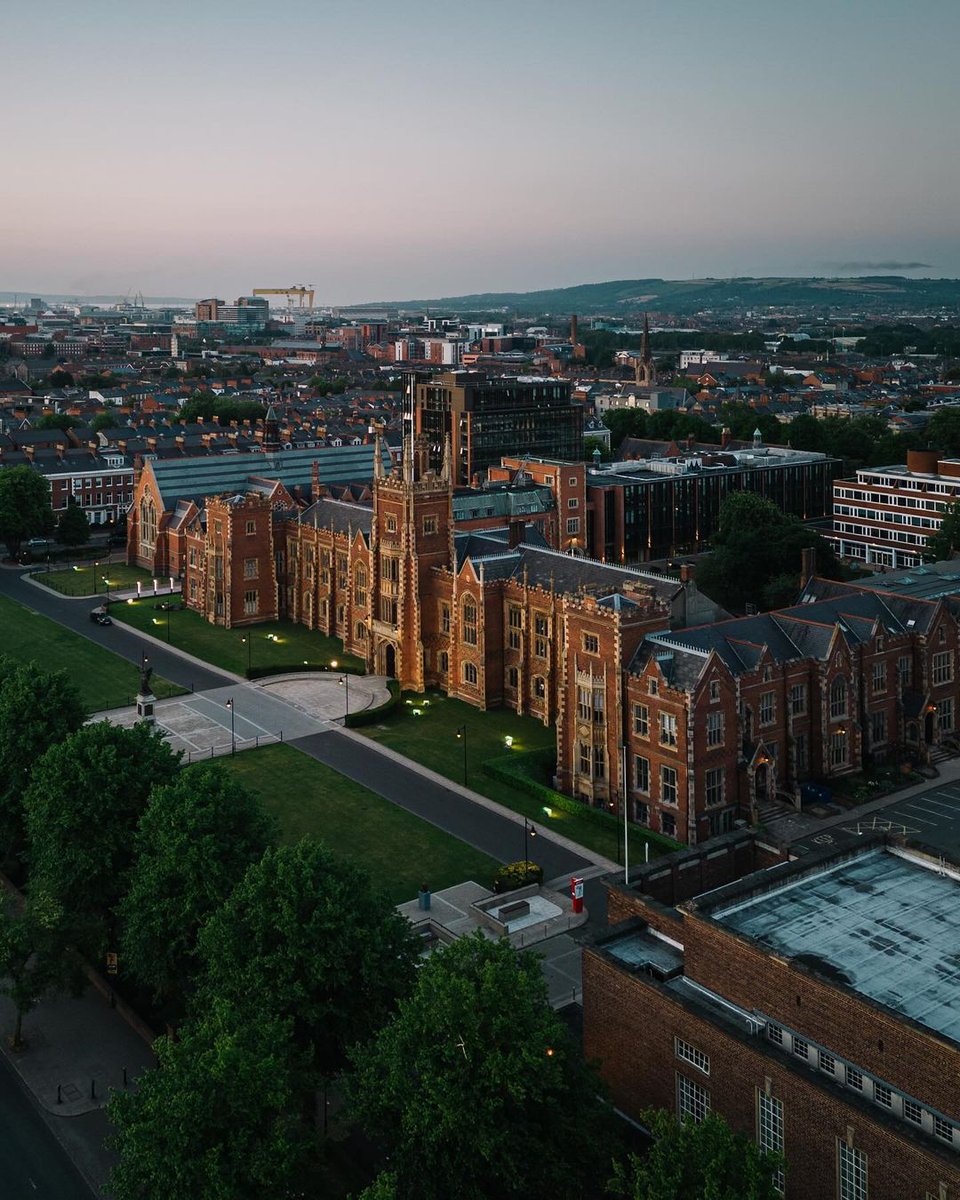 Beautiful <a href="/QUBelfast/">Queen's University Belfast 🎓</a> from above ✨

📷 instagram/danielsmythni