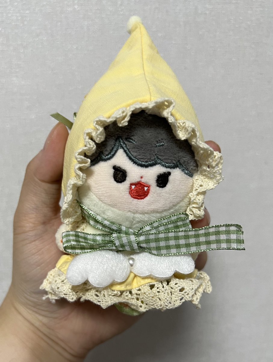 밍빵이는 요정인가요? 진짜 귀엽네🩷