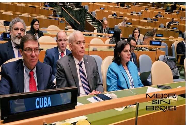 🚨ENTÉRATE
HOY jueves tendrá lugar la votación para aprobar el informe presentado por #Cuba q se enmarca entre marzo de 2022 y febrero de 2023 exponiendo los daños a 🇨🇺 provocados por EEUU están en el orden de los 4mil 867 millones de dólares #MejorSinBloqueo #LaVerdadSinMiedos👊