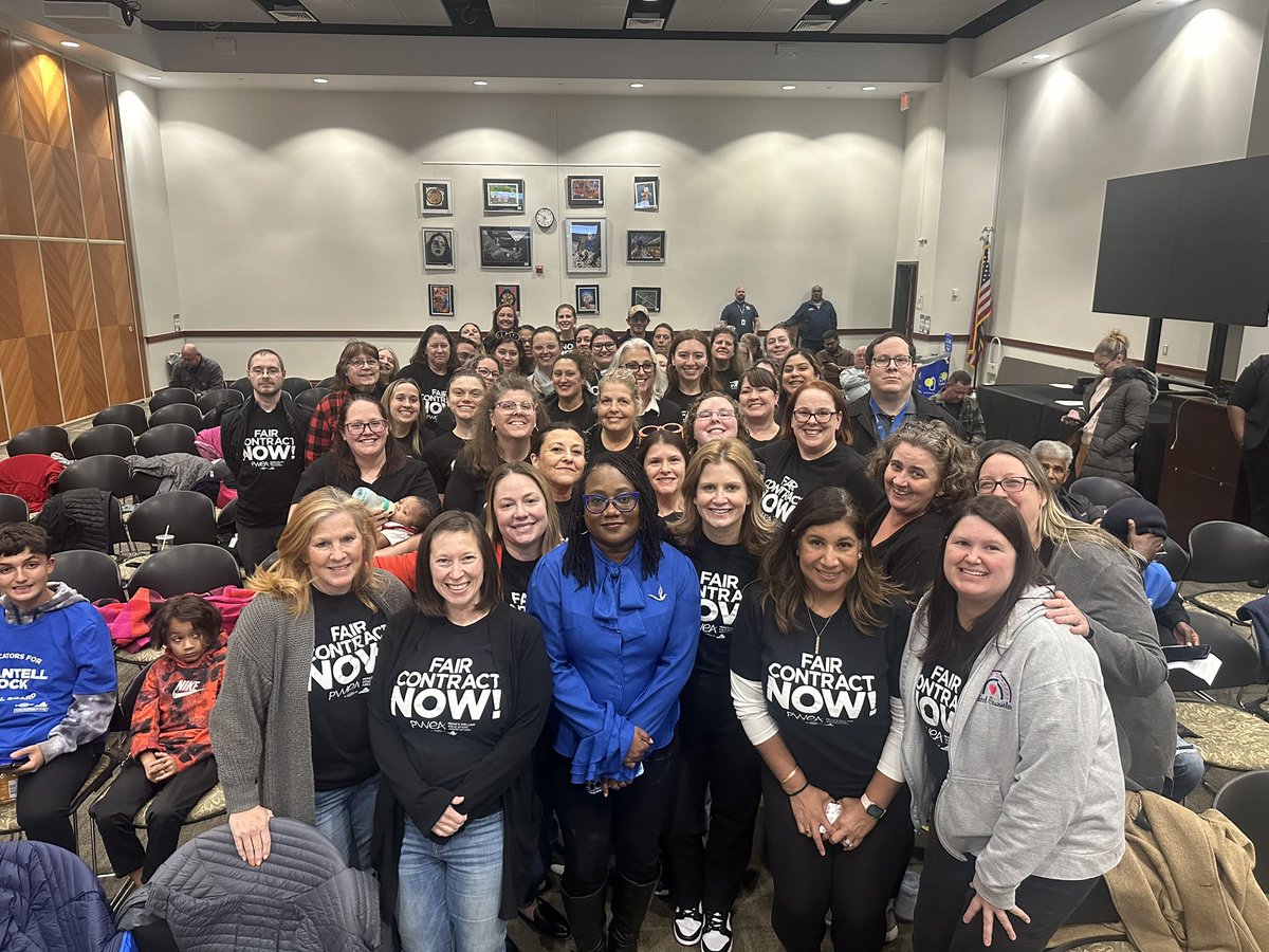 PrinceWilliamEA's tweet photo. PWEA Leadership continues to call on the PWCS School Board to stand by their policies &amp; put LUNCH in our contract. 
PWCS Educators deserve a daily 30 minute duty-free lunch protected in our contract. #fairContractNOW https://t.co/fP6qQeeAOi