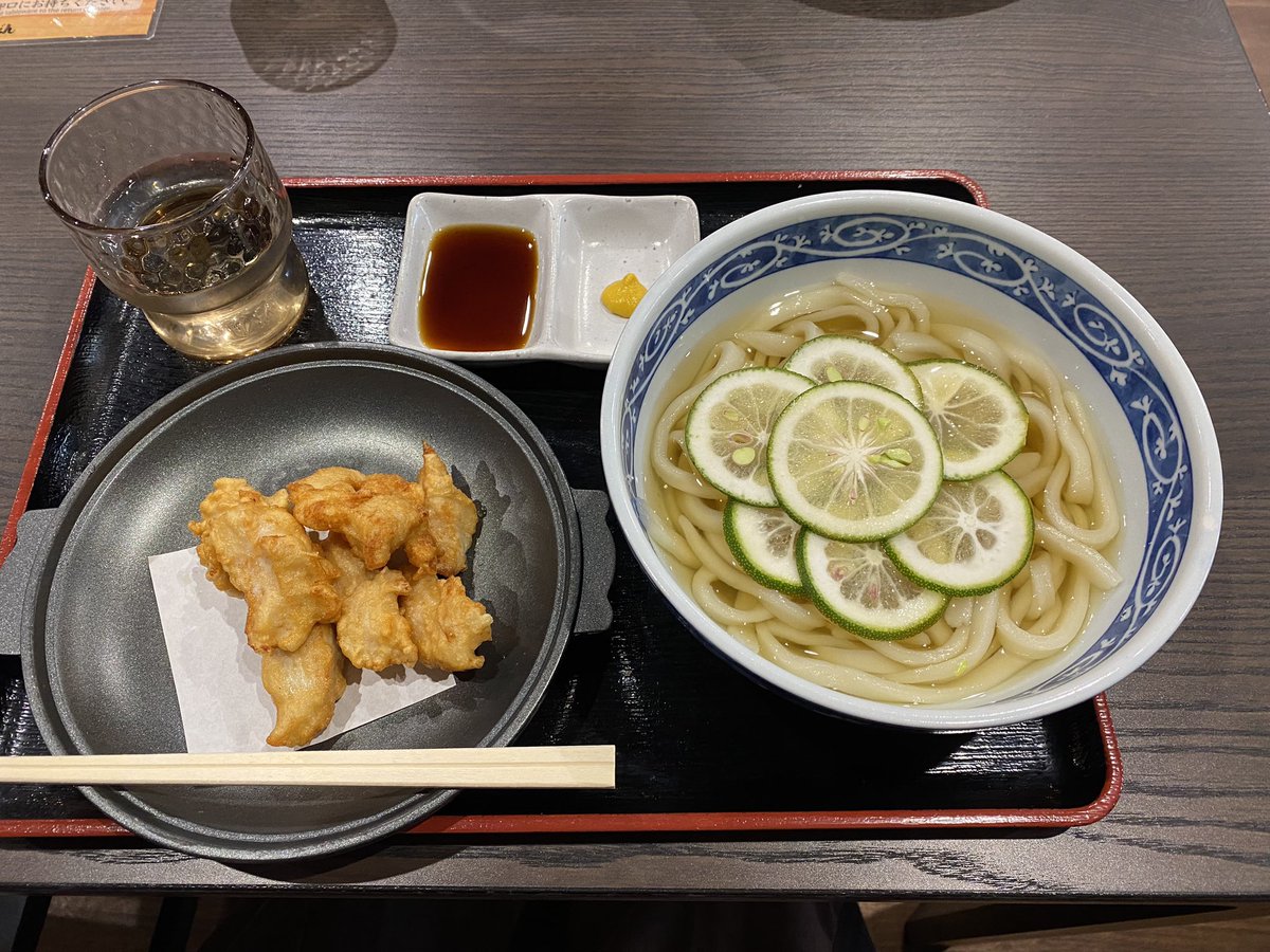 蛍池駅ランチ情報
小さな店が多いので混んでいるかもですが。。。（特にスタバはいつも混んでる）
⚫︎スタバ
⚫︎ジョイズカフェ
⚫︎ノワール（カフェ
⚫︎みつか坊主（ラーメン
⚫︎マルヨシ製麺所（うどん
⚫︎丸十（うどん
⚫︎Oyster house Kai（カキ
⚫︎ヴィジェイジャムナ（インド料理