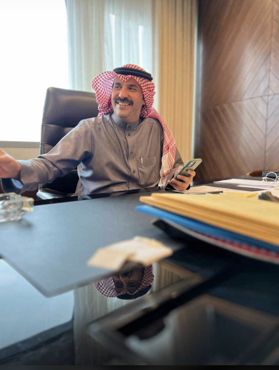 FawSML's tweet photo. فيك نتباهى .. وإن لفونا مسايير
 شافوك فينا وتوّنا ما حكينا
.
زرعت فينا بين هالناس تقدير
يا كثر ماحنا من اسمك جنينا
.
يا ذخرنا وان شان وجه المقادير
آمر .. ولك منّا الولا ما حيينا
.
ما دامك انت بخير ،فابشر بنا بخير
عبس الزمن ولا ضحك .. ما درينا https://t.co/0wQeCCJsm5