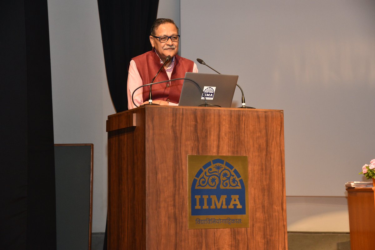 IIMAhmedabad's tweet photo. The phase-2 of the Mahatma Gandhi National Fellowship (#MGNF) program, held for the first time at #IIMA, marked the culmination of the academic journey of 100 fellows from Manipur, Madhya Pradesh, Punjab Gujarat, Daman, Diu and Dadra and Nagar Haveli.

#MGNFFellows #MGNFProgram https://t.co/UDVWR4w7Cl