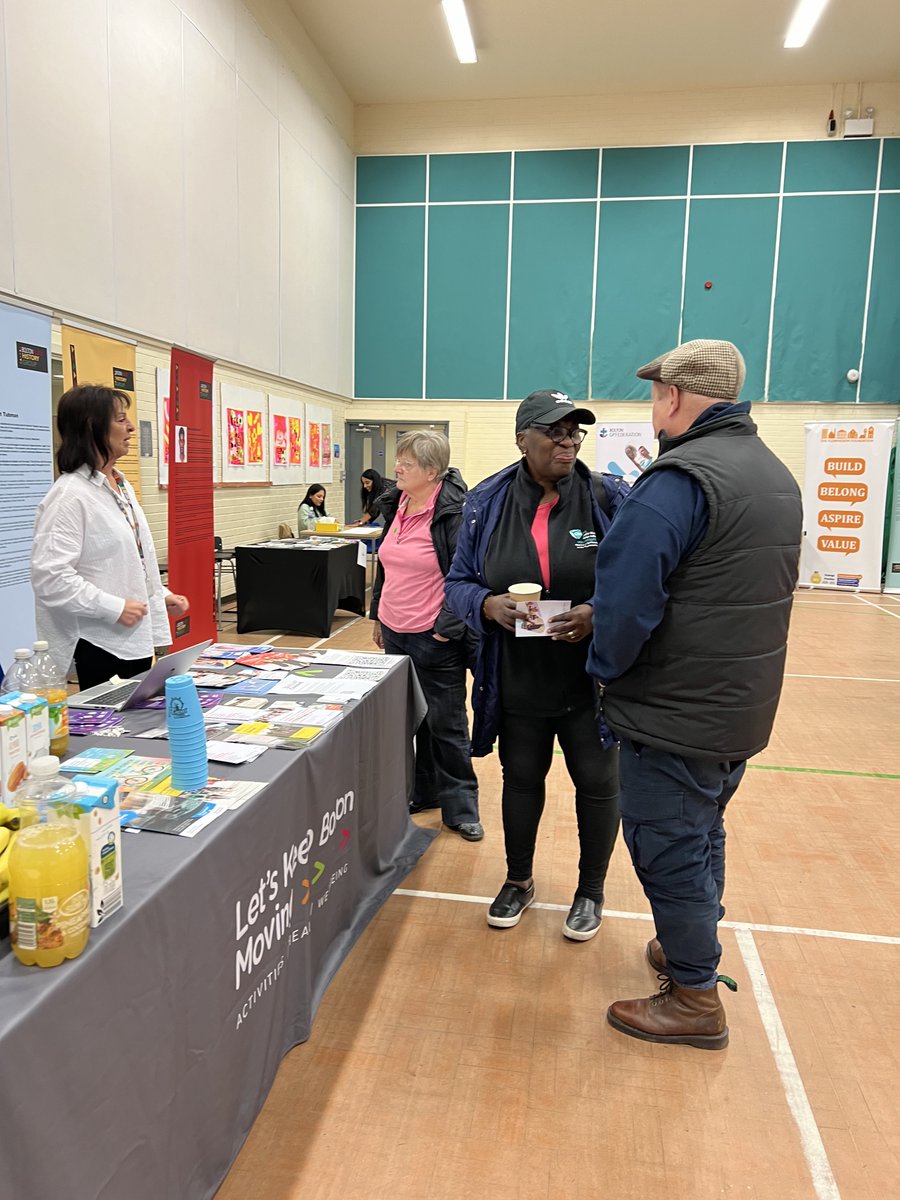 📢 Join us at the Brownlow Community Centre from 11:30 AM to 3:30 PM for a multicultural community and wellbeing event. Come say, make a smoothie, get some advice. 🌟 #GPFederations #PrimaryCare #LKBM