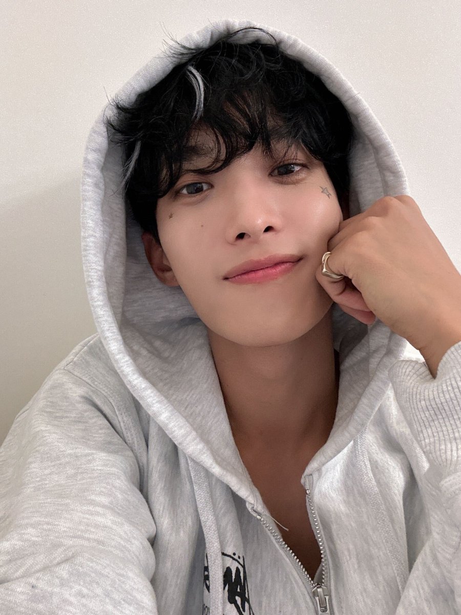 [17'S 도겸] 포챠🖤