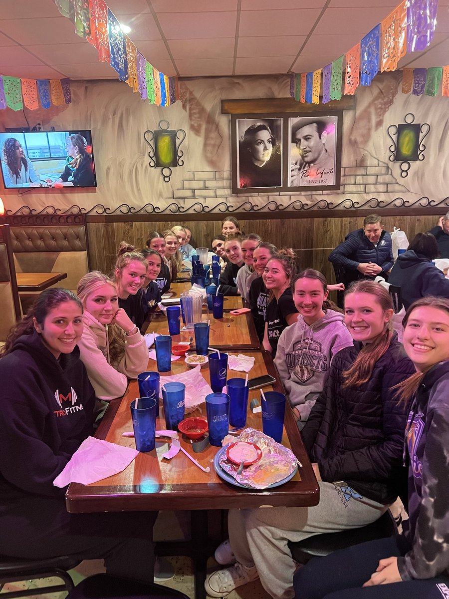 Coach Dennis Lawler (@coach_d_lawler) on Twitter photo Thank you to all that came to Don Patron’s yesterday to support <a href="/hudwbb/">Hudson Girls Basketball</a>! We appreciate it very much! Hope to see everyone watching these young ladies when we begin the season in a few weeks! 🌮🏀🌮🏀 #HUDBUCKETS!
#Gratitude!
<a href="/HudsonOHSports/">Hudson Athletics</a> Thank you to all that came to Don Patron’s yesterday to support <a href="/hudwbb/">Hudson Girls Basketball</a>! We appreciate it very much! Hope to see everyone watching these young ladies when we begin the season in a few weeks! 🌮🏀🌮🏀 #HUDBUCKETS!
#Gratitude!
<a href="/HudsonOHSports/">Hudson Athletics</a>