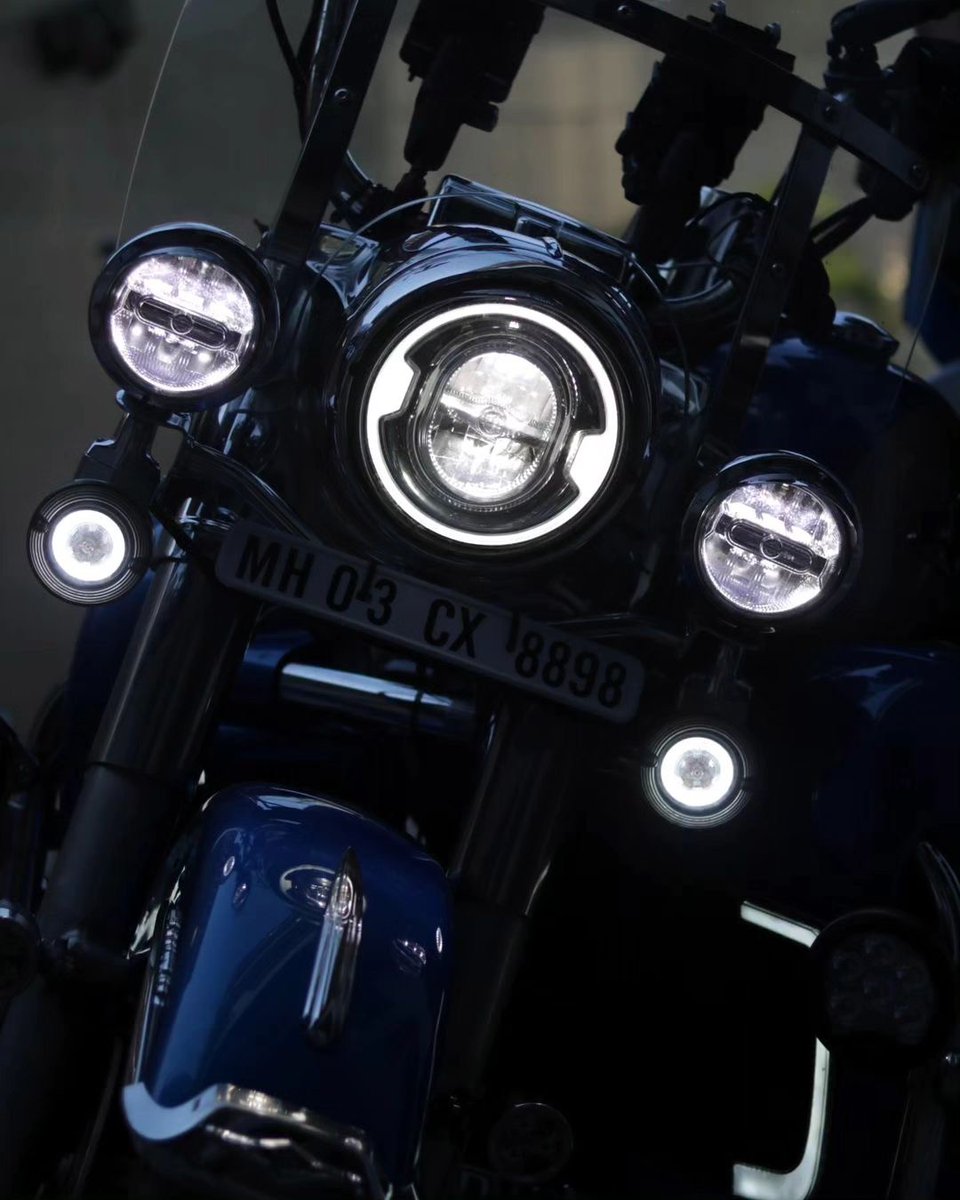 November Product Spotlight: ProBEAM Turn Signals ⚡️ The ones that changed the game! Like &amp; Comment 👇 if you already have a set installed. 
.
#customdynamics #probeam #motorcyclelights #turnsignals #harleydavidson