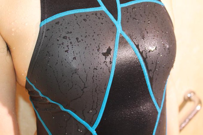 日本シリーズ第5戦。
森下の逆転打は「あんな曲芸みたいな打ち方ができるのか」と驚かされた。すごい反応だと。
でも次の大山がフォークを拾ったタイムリーを見た時に、二人とも、この低さのボールをこうヒットするというイメージがあらかじめあったのでは?と感じた。
偶然じゃなかったのかもと。 