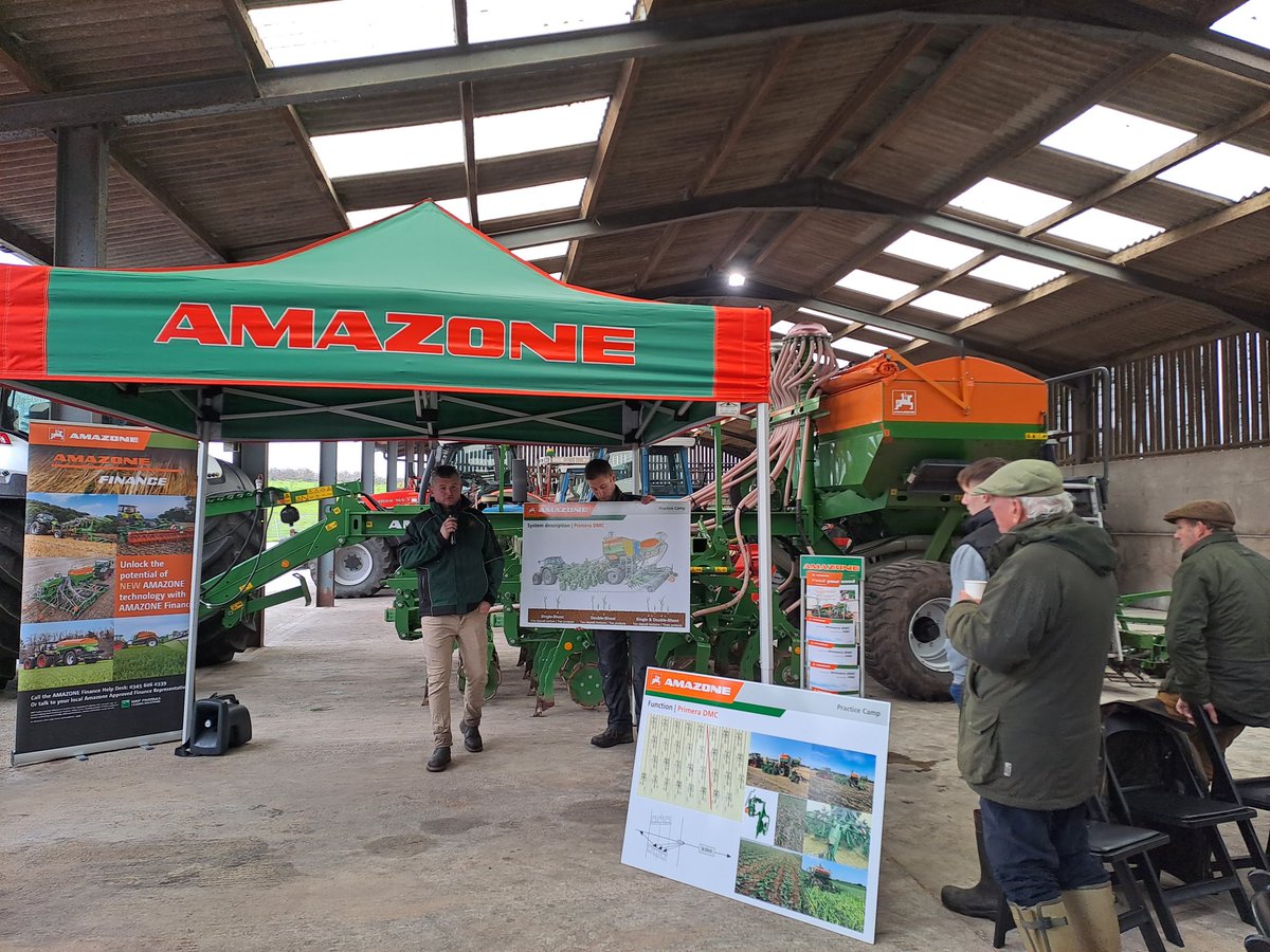 This morning we've heard from our host farmer @mattcornes1 and his agronomist @audlemagronpaul followed by Ian @OakbankGame , Alex at @CCmTechUK then Oliver from @Amazone about all things #regenerativefarming @AgreenaApp