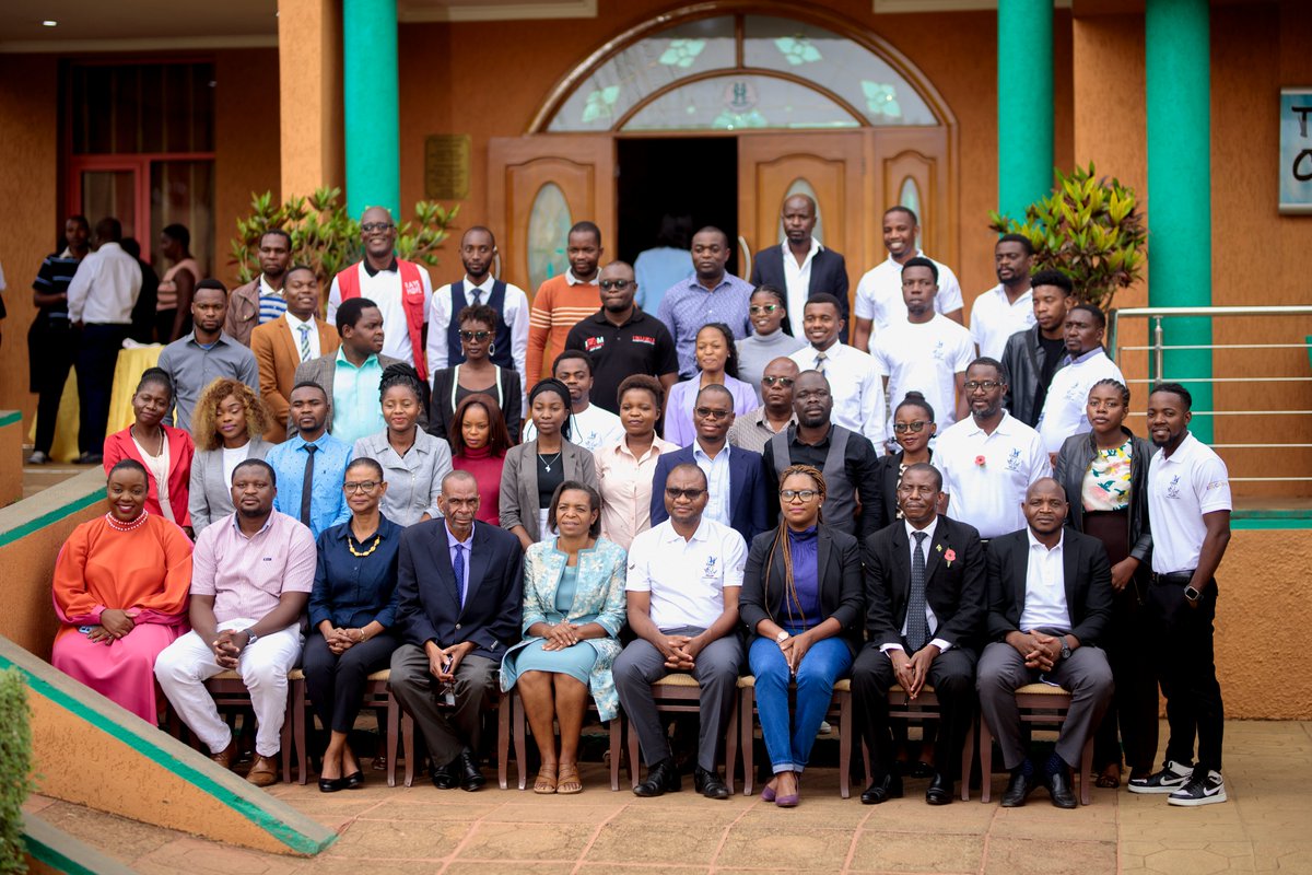 CsecMw's tweet photo. Private sector engagement meeting on the Edu-Tech Launch
The private sector has a vital role to play in supporting education and Edu-Tech in Malawi. Join us in calling for responsive corporate social responsibility and increased investment in education. #EduTechNow @giz_gmbh https://t.co/srInaYbXxi