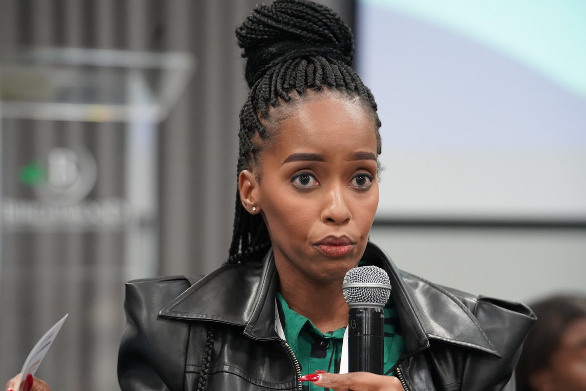 NYDARSA's tweet photo. “The connection you have with your funders will lead to retention. Under promise and over deliver! Give your funder the best of yourself.”- Ms. Sibulele Sibaca Nomnganga
@giz_gmbh
#GIZ #PYEI #LearningForum2023 #YouthServingYouth #LeaveNoOneBehind #NationalYouthService #wednesdaythought #WeDoMoreWednesdays #NPO #NPOs #SouthAfrica