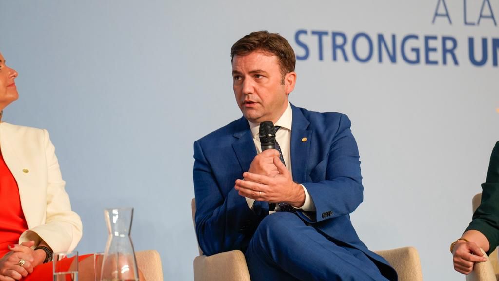 Bujar_O's tweet photo. 🗣️ In light of the #geopolitical awakening, #MoreIntegrationBeforeMembership🇲🇰 introduces modalities to accelerate our accession to the #futureEU, complementing the ongoing #EU reform efforts ⏩ bridging the economic convergence gap.
@ABaerbock @GermanyDiplo https://t.co/5WDthXt8KE