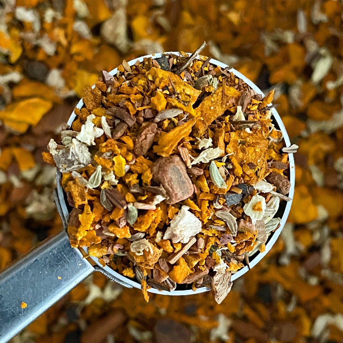 Our sunshine blend of local turmeric, local ginger, local sarsaparilla and a basket of spices. ☀️🫖 Shop GALLOWAY, our spiced turmeric chai, at Dufry inside <a href="/MBJAIRPORT/">Sangster International Airport</a> on your way out of Jamaica. 

 #LikkleTea #JamaicanTea #Galloway