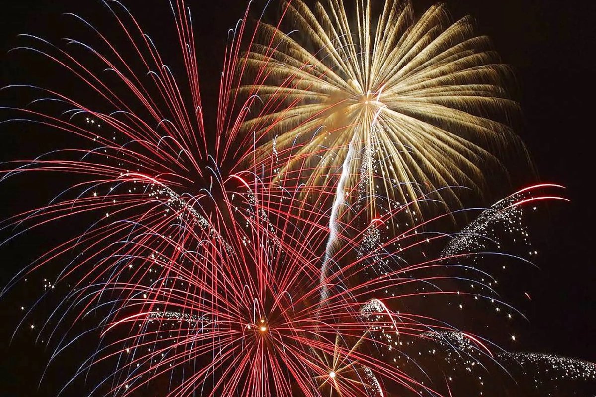 FridayEntmt's tweet photo. Get ready !!!
Diwali 2023's gonna be lit🔥
Ce soir (18h~19h) nous vous annonçons nos "2" prochaines sorties #Diwali2023
#FridayEntertainment 🇫🇷 #Upcoming https://t.co/k3fOHsQNNP