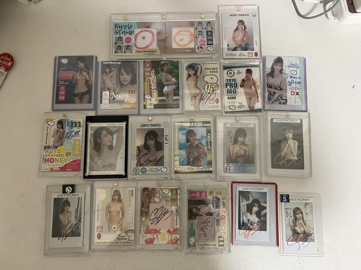 ChromeMessi's tweet photo. Hello​ Kana​ Momonogi
i​ am​ fanclub​ from​ Thailand
i​ have​ Juicy​ Honey​ cards​ and​ I​ have​ 4​ photobook​s​ of​ you​ @Kana_Momonogi https://t.co/Gflfe7sNLs