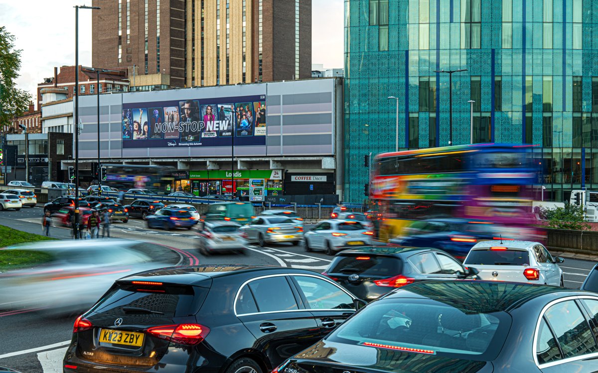 maximusmaximise's tweet photo. Welcoming a New-vember, streaming service @DisneyPlus dominates the city centres with its latest campaign. @zenith @PublicisGroupe 

#OOH #outofhome #advertising #megabanner https://t.co/mwuBKOT6zO