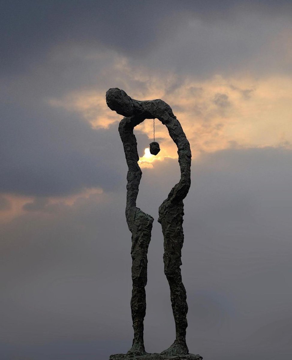 sim_barr's tweet photo. Hsieh Tong-liang, Taiwanese Sculptor born in 1949
Cannot Let Go, 2001
#Hsiehtongliang #tonglianghsieh #sculpture #sculptor #taiwanesesculptor #art #artist #artworld #cannotletgo https://t.co/Ma0wUNJikr