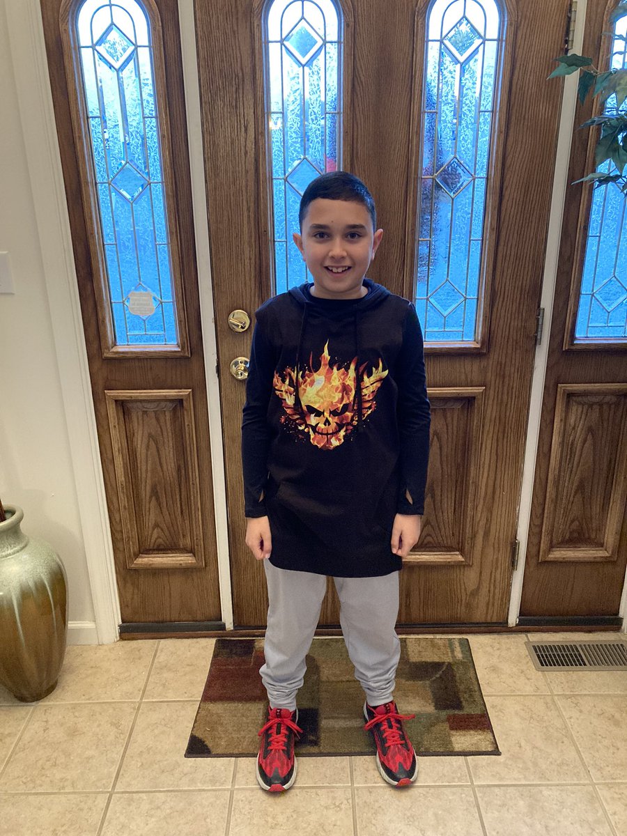 drjay52's tweet photo. Jace with his fresh new #AmericanNightmare hoodie for school 🏫 today!  Ready for #WWECrownJewel  and only 4 more days until @CodyRhodes #WWERaw  in #WilkesBarrePA!!
#CodyRhodesFan #Whoa #FinishTheStory https://t.co/ap386JiUpl