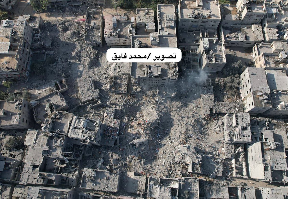 QudsNen's tweet photo. More footage of Bureij camp.

#Gaza #Israel https://t.co/aL86kqcJdk