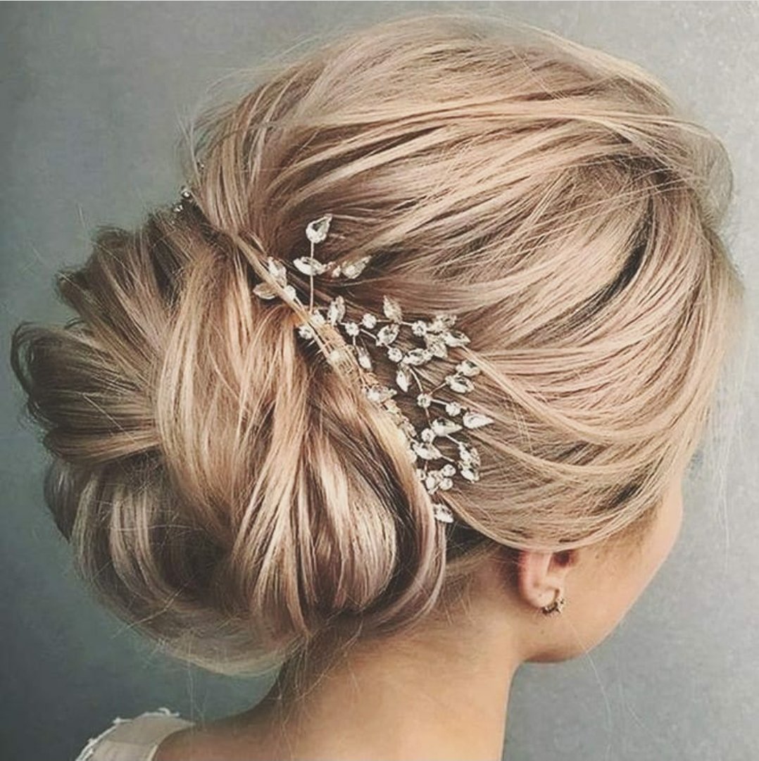BeautyGuide_me's tweet photo. تسريحات للشعر جميله وأنيقه

#دليل_الجمال #تساريح #تسريحة #كوافيره #عرايس #تسريحات_شعر #ميكاب #حواء #سيدتي https://t.co/inLGyZdLfq
