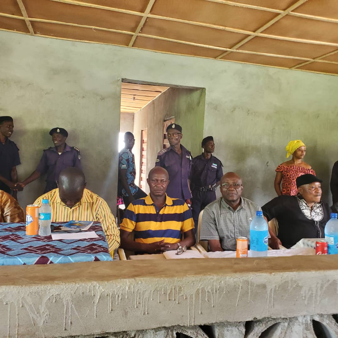 ECsalone's tweet photo. The 🇸🇱Ministry of Local Government & Community Affairs has concluded Stakeholders consultations for the #Declarations in Kpanda Kemoh (Bonthe) & Munu Thalla (Kambia) & Kamadugu Yiraia (Falaba) #chiefdoms in collaboration with @ECsalone in preparation for PC #elections. https://t.co/Uf7ZfktB7k
