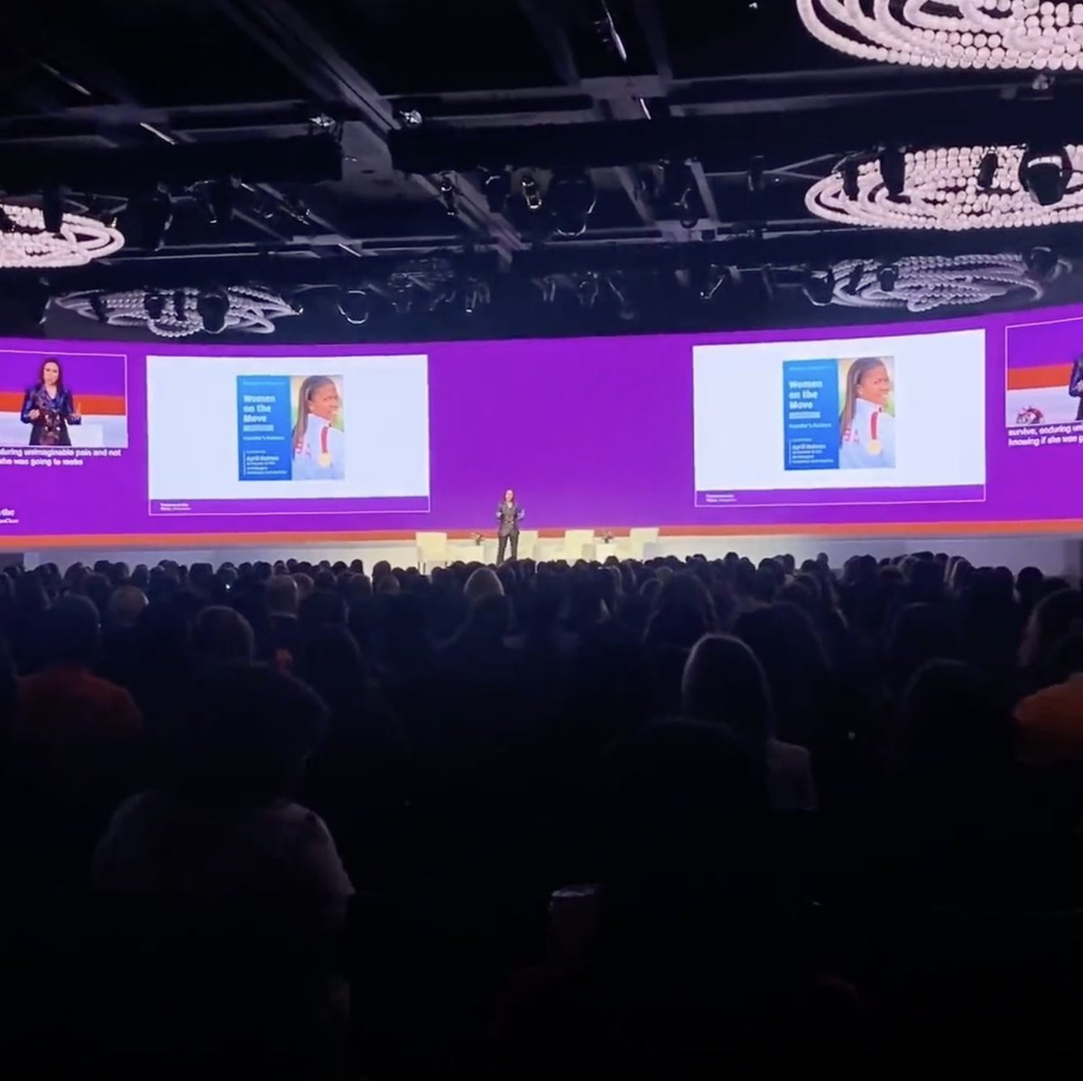 (3/3) Being on stage in Times Square was the closest I’ll ever come to my childhood dream of being a Broadway star, so thank you <a href="/jpmorgan/">J.P. Morgan</a>!