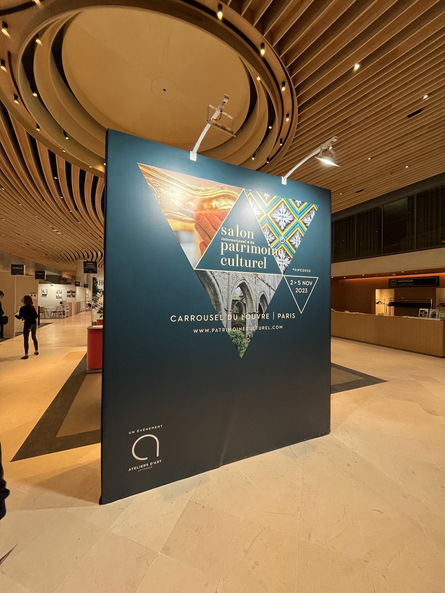 VINCIConstrucFR's tweet photo. 📍Salon international du patrimoine culturel➡️RDV stand D7 jusqu'à dimanche pour rencontrer nos équipes🤝
L’occasion également de découvrir le #savoirfaire et travail minutieux des tailleurs de pierre de nos filiales #Degaine et Girard📸⬇️
#SIPC2023 #Patrimoine #TailleDePierre https://t.co/KbAxTbok9Z