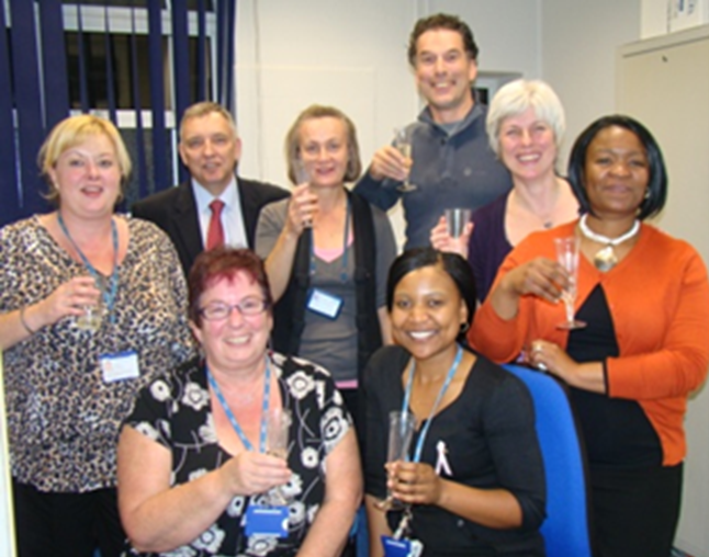 Accelerate tweet media