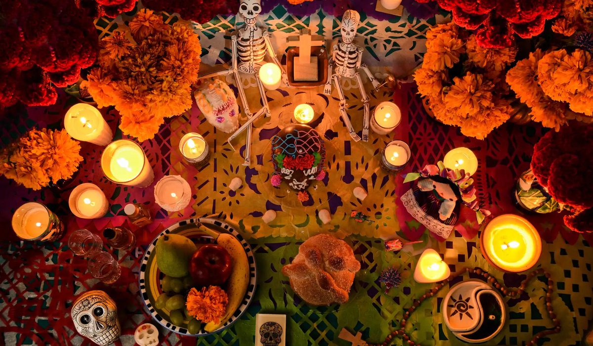 porktendencia's tweet photo. #DíaDeMuertos: 
Porque hoy se celebra dicha festividad, en donde se honra la memoria de los seres queridos que ya han partido. https://t.co/87RT3e3Xaa