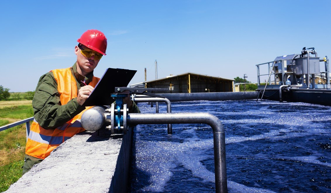 MinnesotaCities's tweet image. Water and wastewater treatment workers are essential to #MnCities' public health. @EPA is offering $20 million in grant funding to address the need for building a pipeline of skilled, diverse water and wastewater utilities workers.

Learn more: ow.ly/2lFT50Q39Py