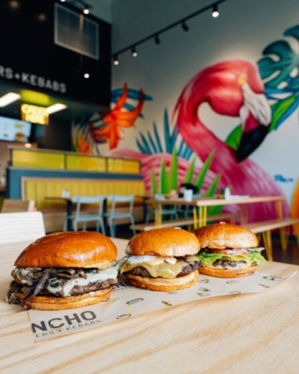 OfficialPincho's tweet image. Name a better trio. #topnotch #pincho