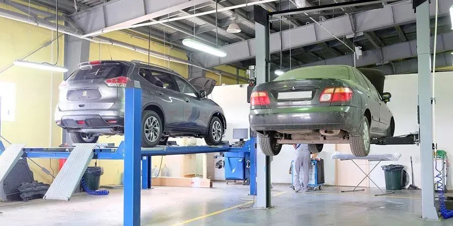 RetentionExec's tweet photo. Customizing a dealer maintenance program is a key factor in any dealership's customer retention strategy. Learn how to build the perfect plan to retain customers. https://t.co/kJb5WR4Sl5 https://t.co/8DDG0FIxoT