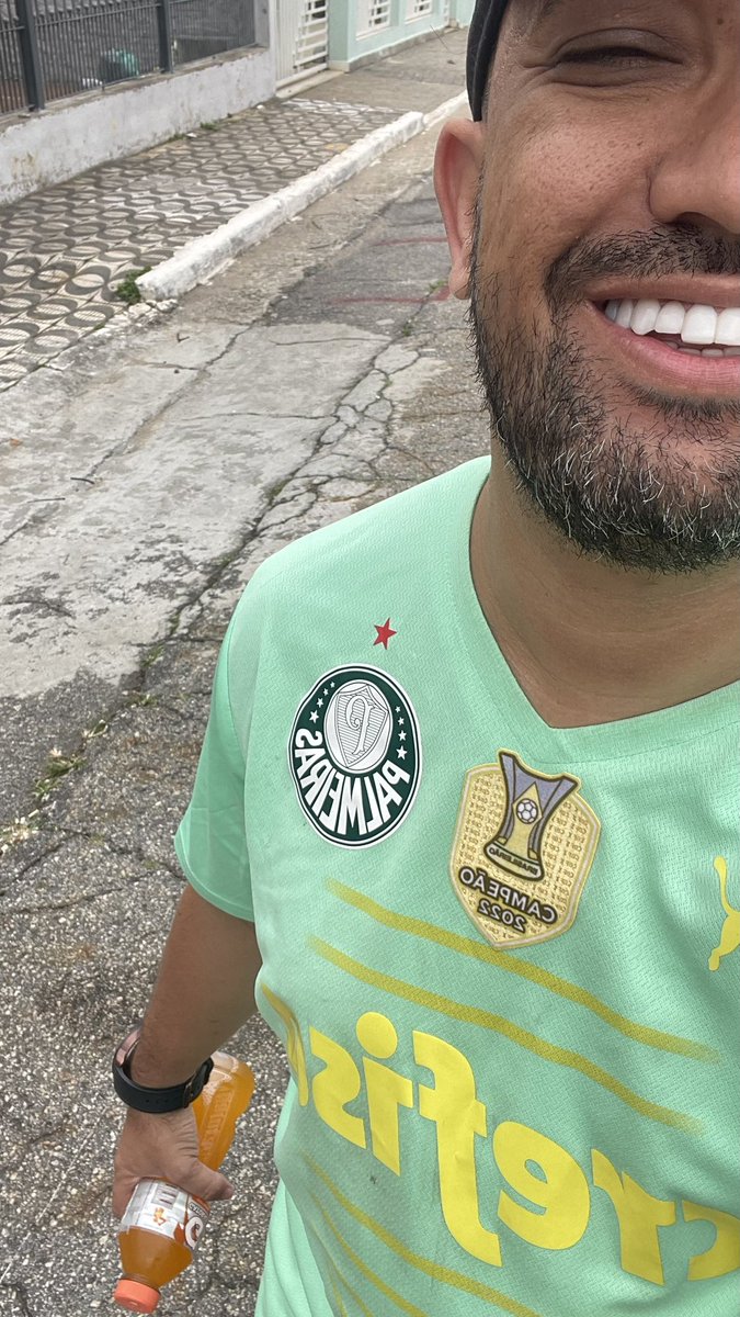 rapha_drinks's tweet image. 🎵… Eu agradeço ao Senhor ! POR TER NASCIDO PALMEIRENSE! 💚 
BOTAFOGO É UM BAIRRO DO RIO E NADA MAIS !