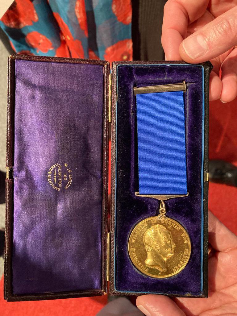 Maria Glot Saltaire tweet media