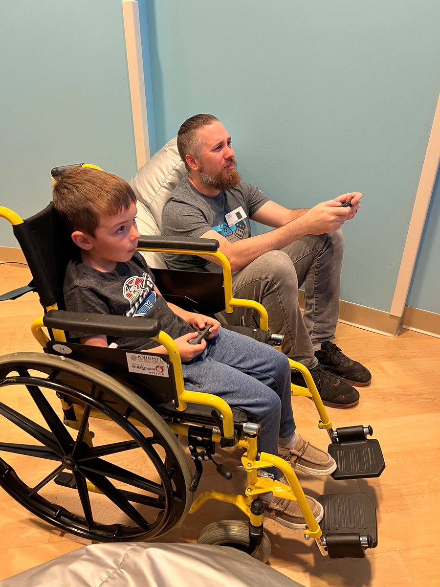 ExtraLifeSTL's tweet photo. Extra Life STL gamers, Shea, Matt and Tim playing games to help #changekidshealth at CMN-STL member hospital, @cardinalglennon.

Join us for Extra Life Game Day on November 4th, and you too can play games to help heal kids. Register here: https://t.co/KcEmAxZhMN https://t.co/H54GShzDfC